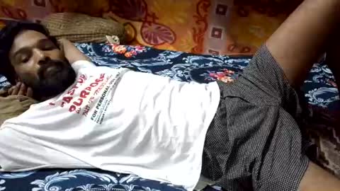 desi_boy799417 online show from August 2, 11:39 am