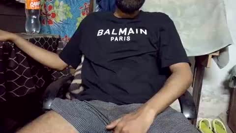 desi_boy799417 online show from August 13, 9:01 am