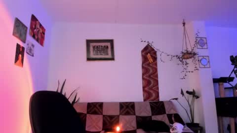 desidias online show from June 17, 3:27 am