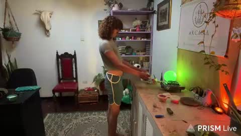 desidias online show from July 24, 10:29 am