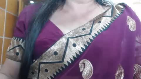 desimaisa130 online show from July 18, 8:54 pm