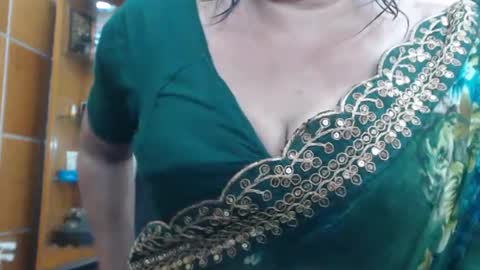 desimaisa130 online show from July 26, 7:08 pm