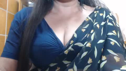 desimaisa130 online show from July 28, 7:42 pm
