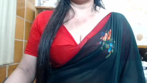 desimaisa130 online show from July 31, 6:13 pm