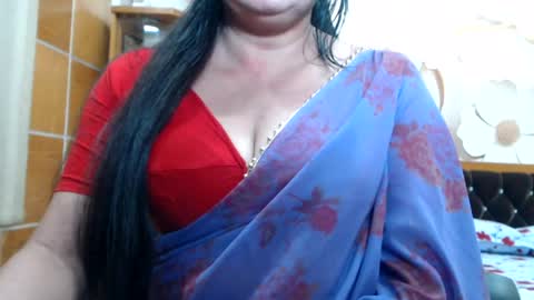 desimaisa130 online show from August 4, 5:43 pm
