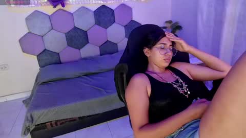 VANIA  online show from August 15, 6:23 pm