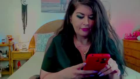 HellenMoon online show from August 14, 1:26 pm