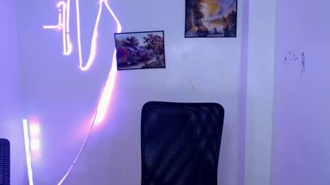 Dess online show from July 28, 2:01 pm