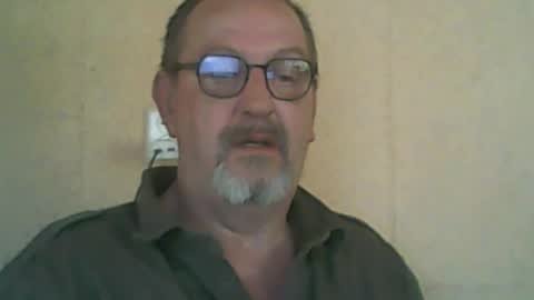 destelp online show from August 3, 12:23 pm