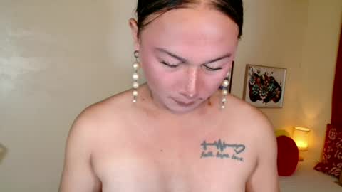 destenierose online show from June 29, 11:50 pm