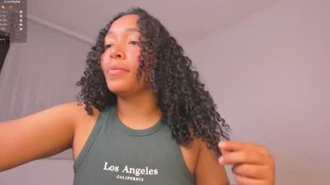desty_y online show from July 23, 12:18 pm
