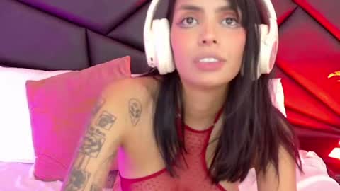 DEUX online show from August 1, 5:46 am