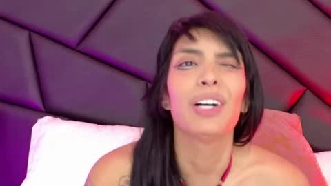 DEUX online show from August 1, 7:58 am