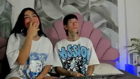 devel_and_angell online show from July 20, 11:41 pm