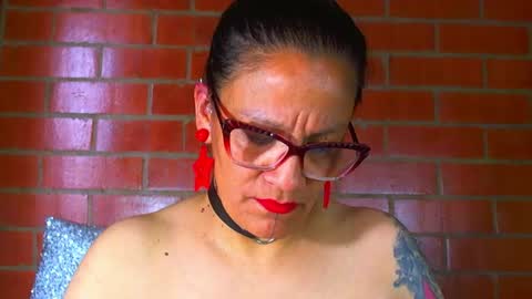 devil_taylorx online show from September 2, 6:54 pm