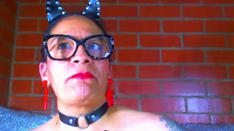 devil_taylorx online show from September 5, 1:10 am