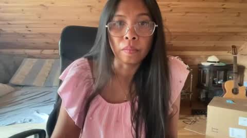 devinebabe14 online show from August 17, 6:40 am