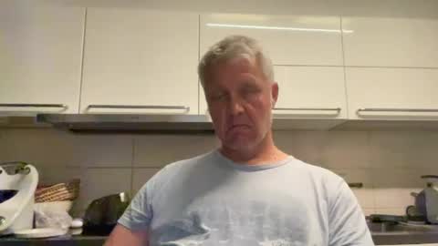 Devon online show from August 5, 12:19 am