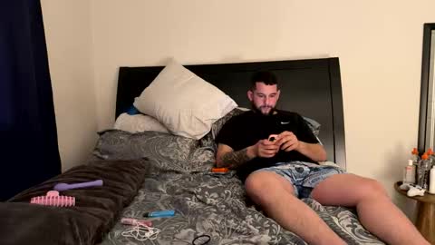come play  online show from March 31, 6:49 pm