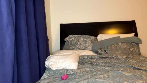 come play  online show from April 18, 6:27 am