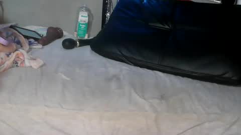 deziraestarz online show from August 8, 1:22 pm