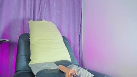 dhany_her online show from July 18, 3:57 pm