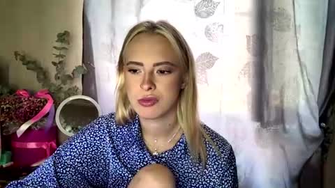 hunny online show from August 7, 7:19 am