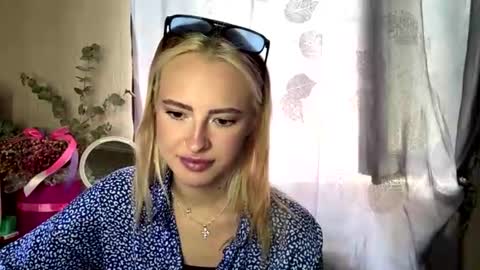 hunny online show from August 7, 8:25 am
