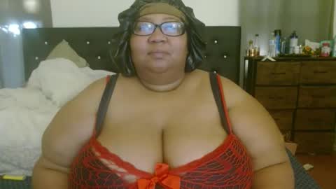 diamondbbwqueen online show from April 19, 11:03 pm