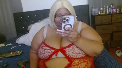 diamondbbwqueen online show from April 29, 2:36 am