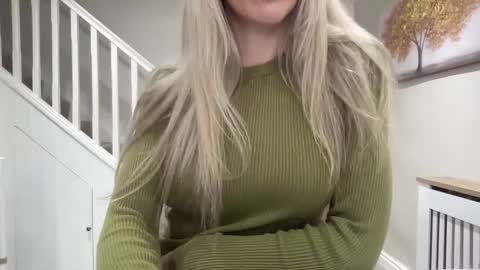 Rose Baker Brat online show from February 19, 10:46 am