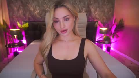 diana_nova online show from July 26, 3:17 pm