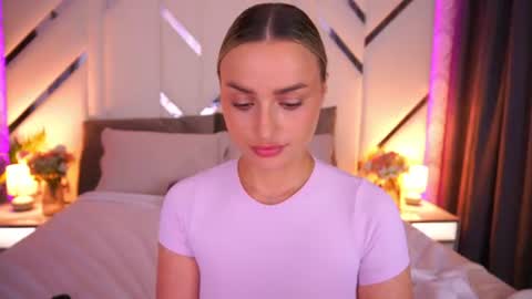 diana_nova online show from July 29, 3:30 pm