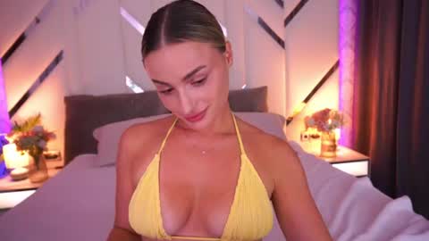 diana_nova online show from August 15, 3:49 pm