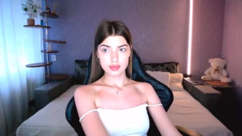 DIANA  online show from July 3, 1:46 pm
