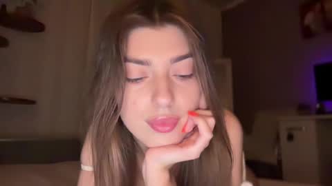 DIANA  online show from July 9, 9:31 pm