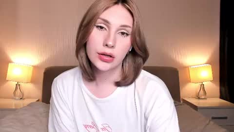 dianaa_mur online show from August 4, 7:00 pm
