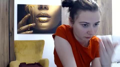 dianasmiey7 online show from August 12, 10:50 am