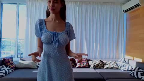 Emily online show from August 10, 1:18 am