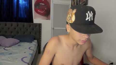 dick_master17 online show from March 7, 9:00 pm
