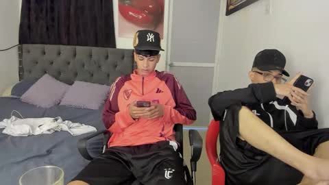 dick_master17 online show from March 9, 5:47 am