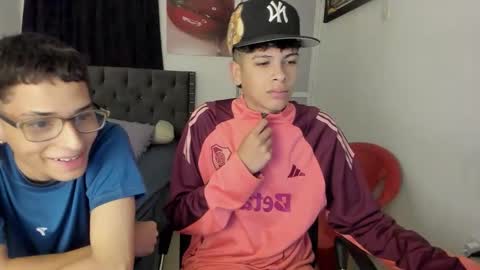 dick_master17 online show from March 9, 7:59 am