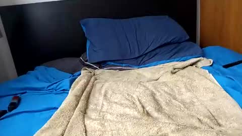 dickforyou333 online show from June 15, 6:55 am