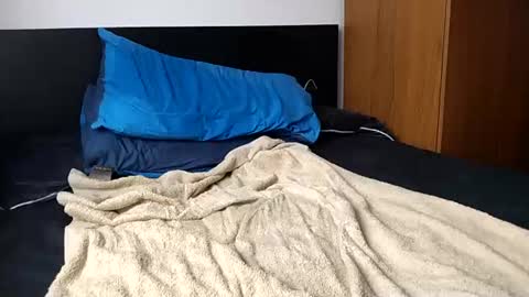 dickforyou333 online show from July 12, 6:20 am