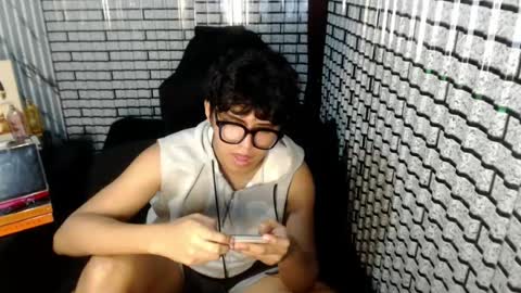 dicktionary20 online show from August 3, 11:12 pm
