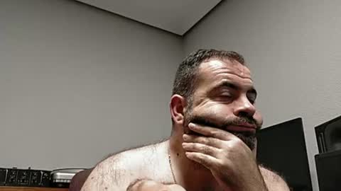 DANI online show from August 7, 11:49 pm