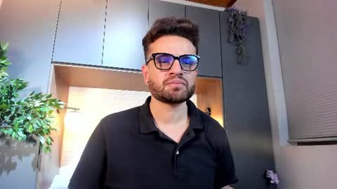 Difazzio Smith online show from August 10, 6:48 am