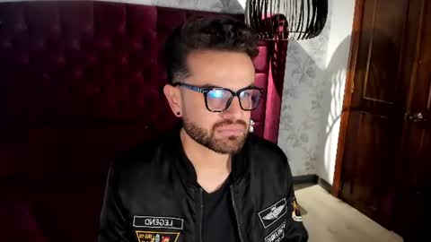Difazzio Smith online show from August 15, 7:23 am