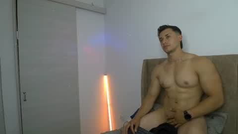 Dilan Coy online show from August 5, 10:41 pm