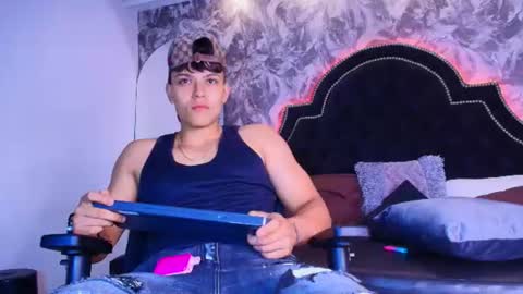 dilanmiller_ online show from August 15, 2:10 pm
